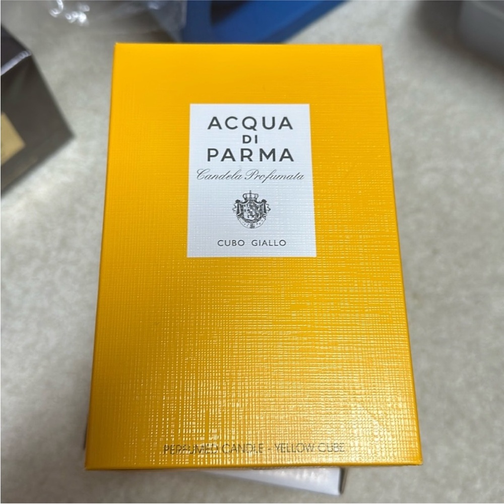 Aqua Di Parma Cubo Giallo candl, yellow cube